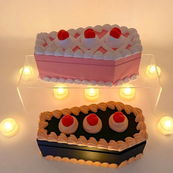 Cake Coffin Trinket Box, Jewelry Box 3D Printed - Picture 2 of 3